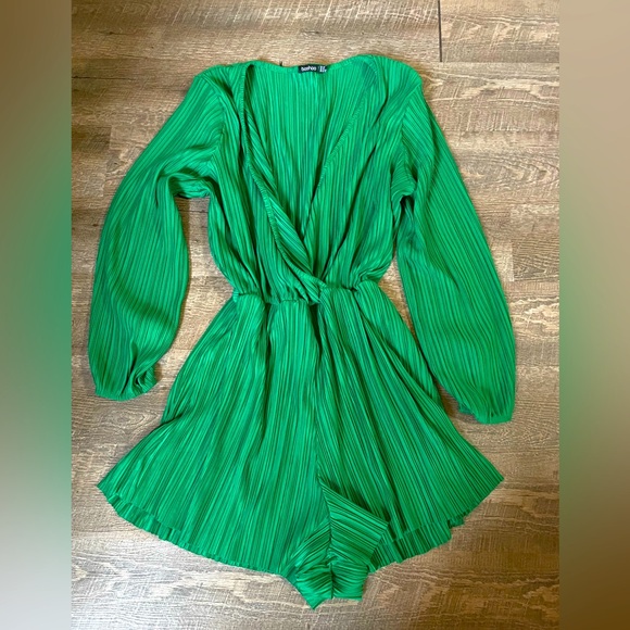 Boohoo Pants - Women’s Emerald Green BooHoo Romper ( 18 )